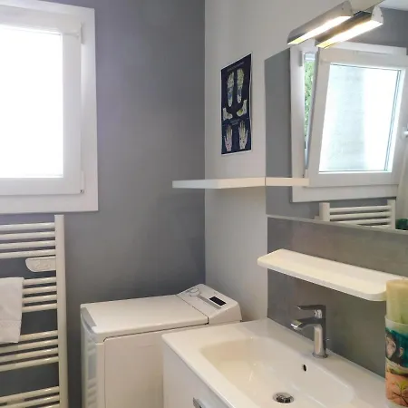 T2 Spacieux Vera Cruz Climatise Avec Parking Proche Apartament